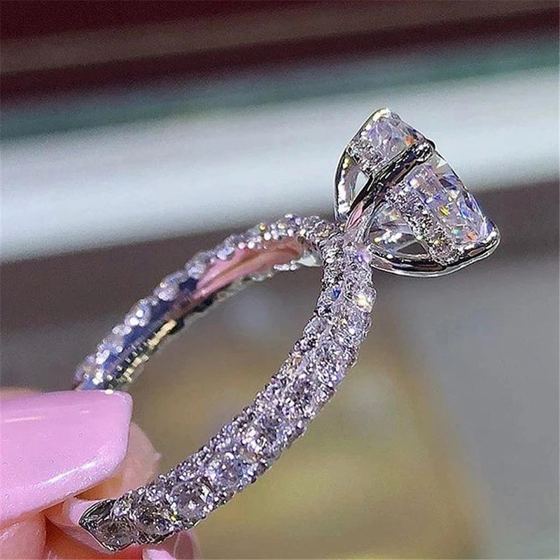 Fashion Silver Color Engagement Rings for Women Fashion White