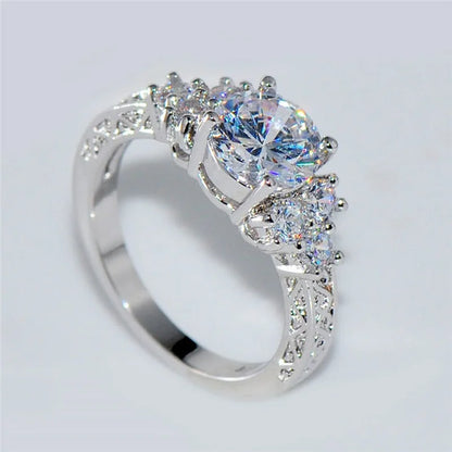 Fashion Silver Color Engagement Rings for Women Fashion White