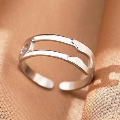 Rings Simpler Geometric Fashion