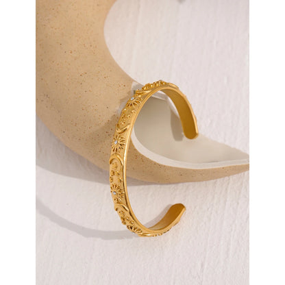 Golden Bracelet Stylish