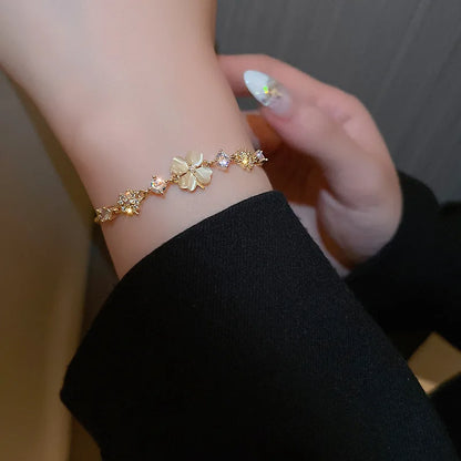 Bracelet For Women New Fashion Sparkling Gold Color