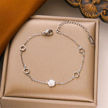 Simple  Flower Bracelet For Women Golden