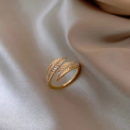 new fashion jewelry gold simple  crystal ring elegant women