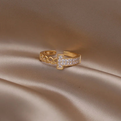 new fashion jewelry gold simple  crystal ring elegant women