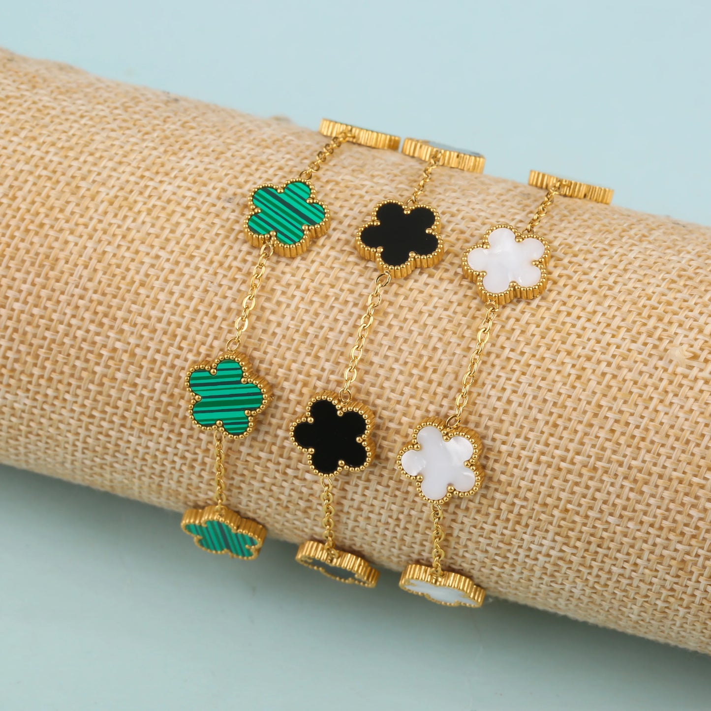 New Design Gold Flower Bracelet With Five Leaf Petals Women's Luxury